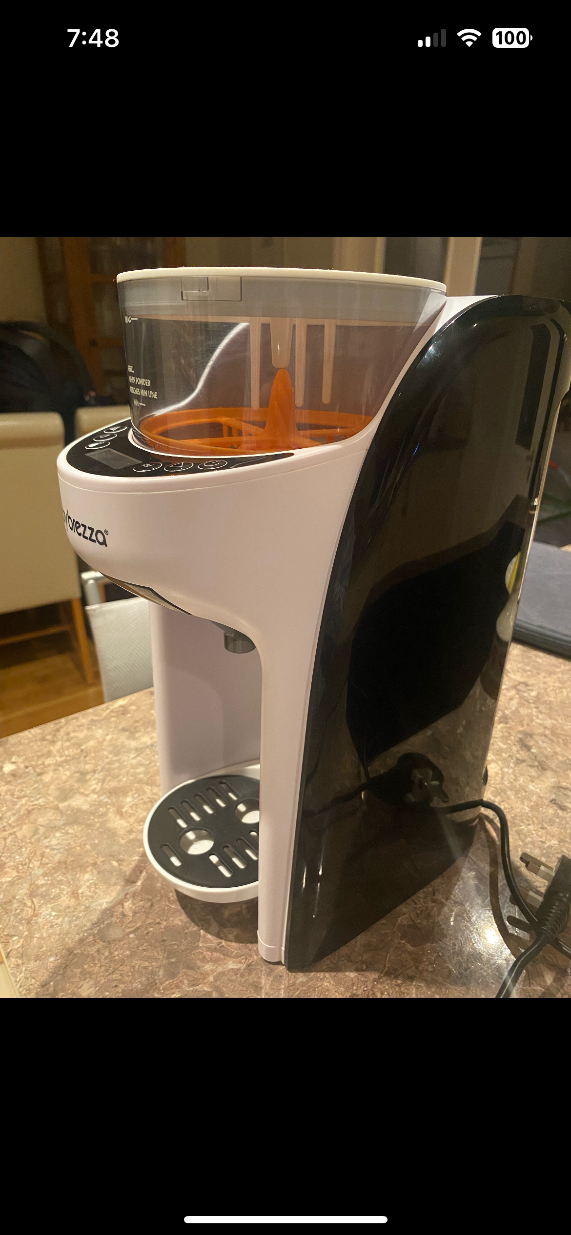 Baby Brezza Formula Pro machine