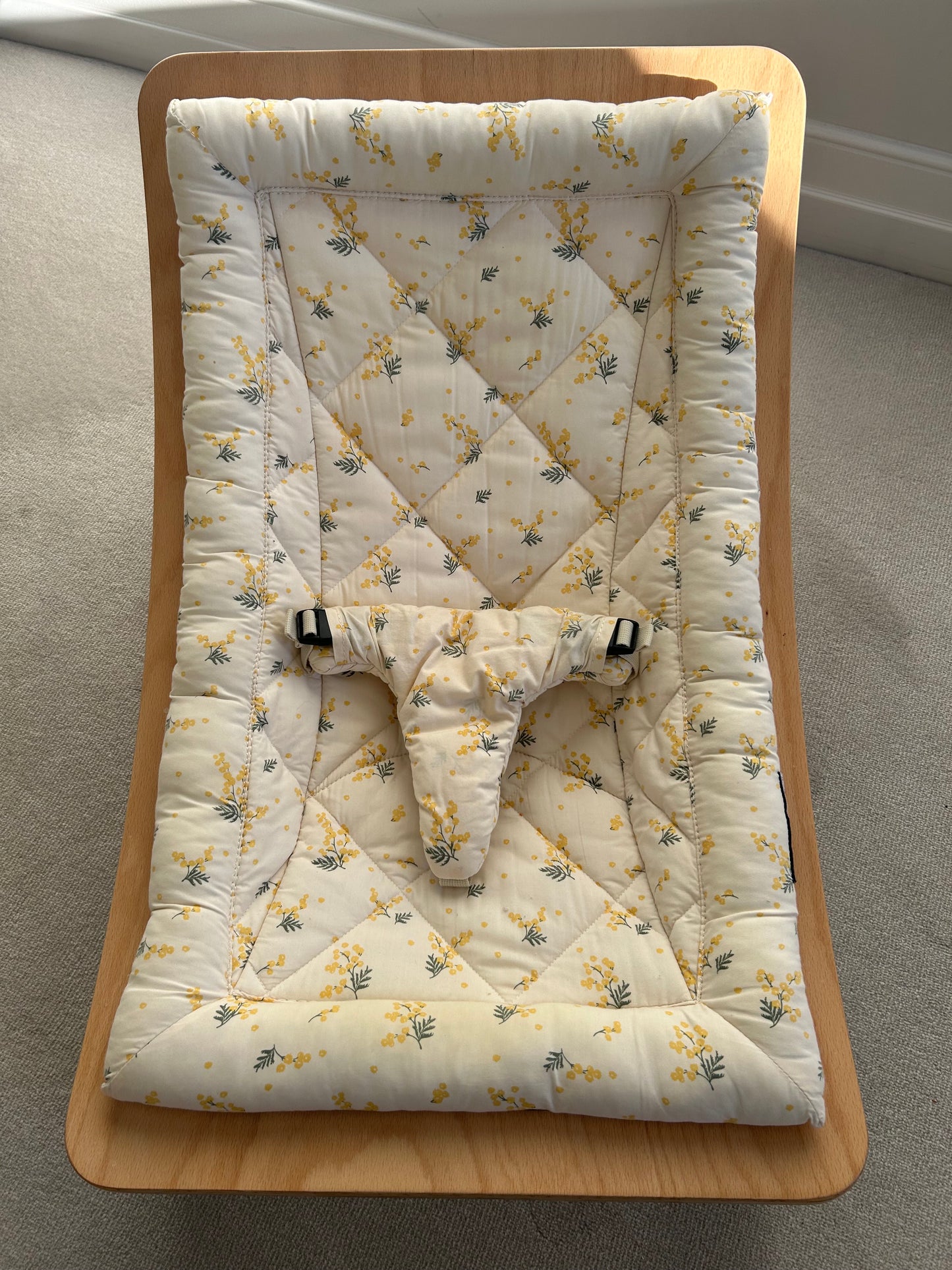 Charlie Crane Baby Rocker Levo