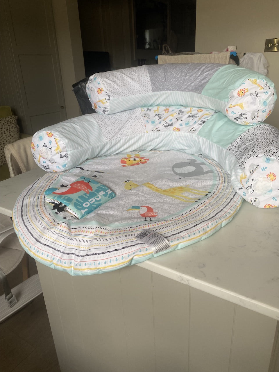 Babyzee safari play mat