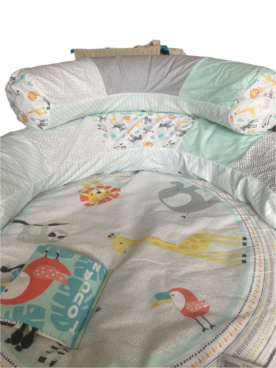 Babyzee safari play mat