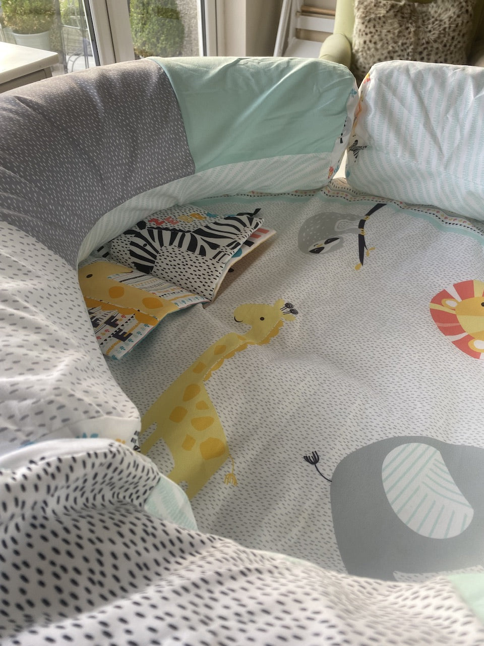 Babyzee safari play mat