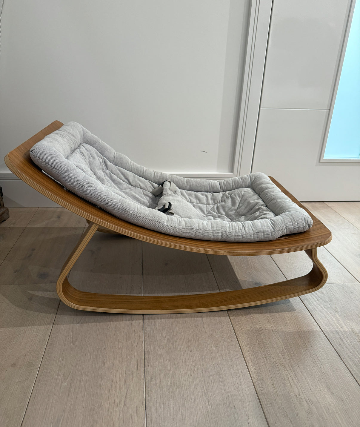 Charlie Crane Levo Baby Rocker