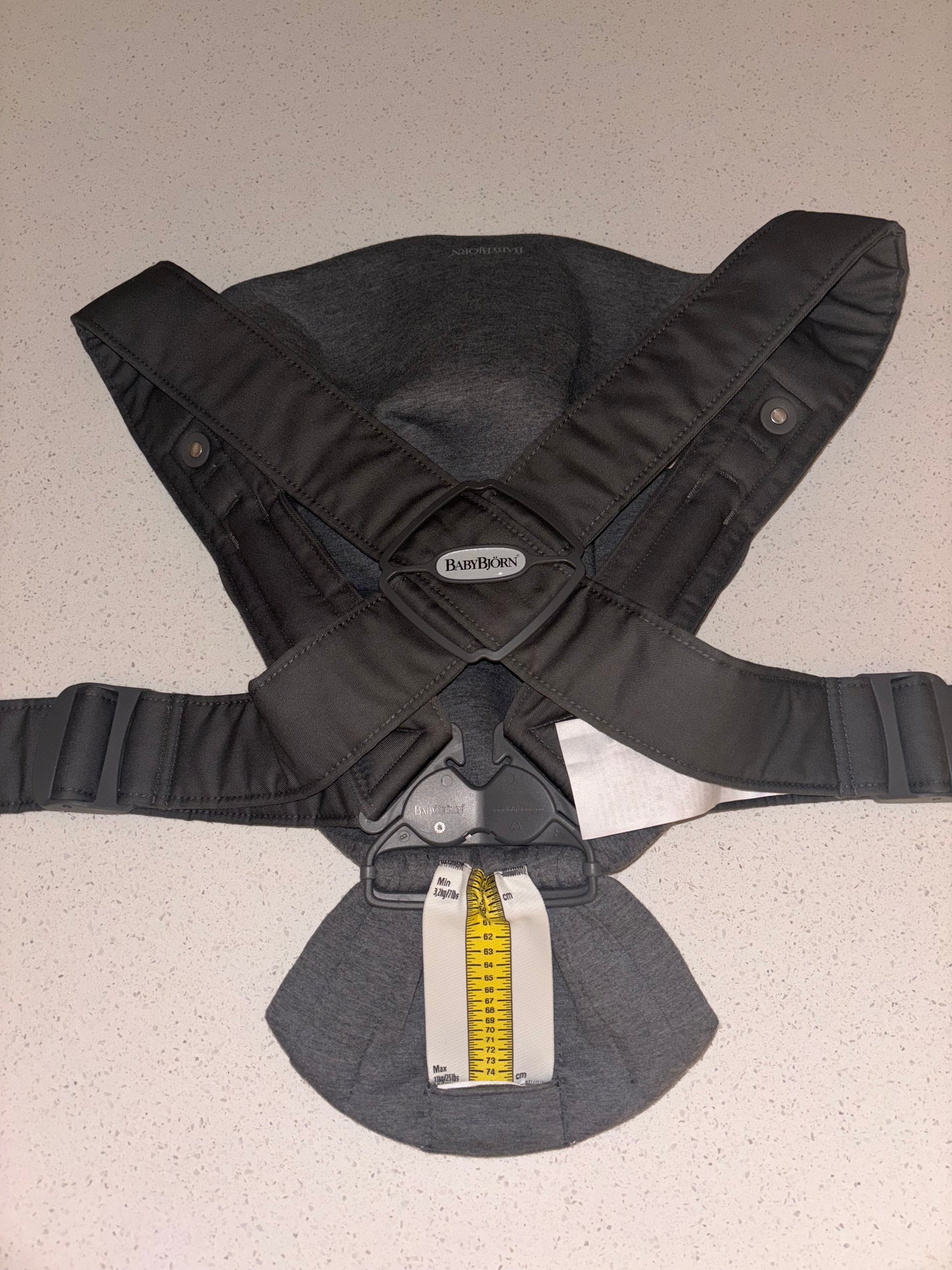 BabyBjörn Baby Carrier Mini, 3D jersey, Dark grey
