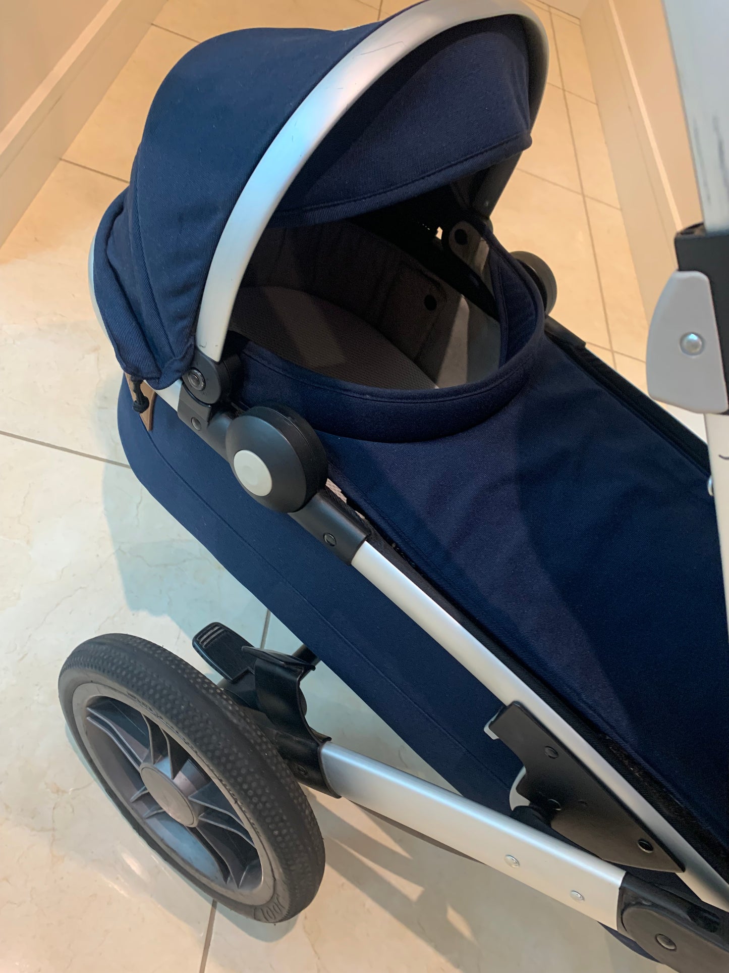 Joolz geo duo - double buggy/travel system/stroller/pram in excellent condition & valued at over €1500