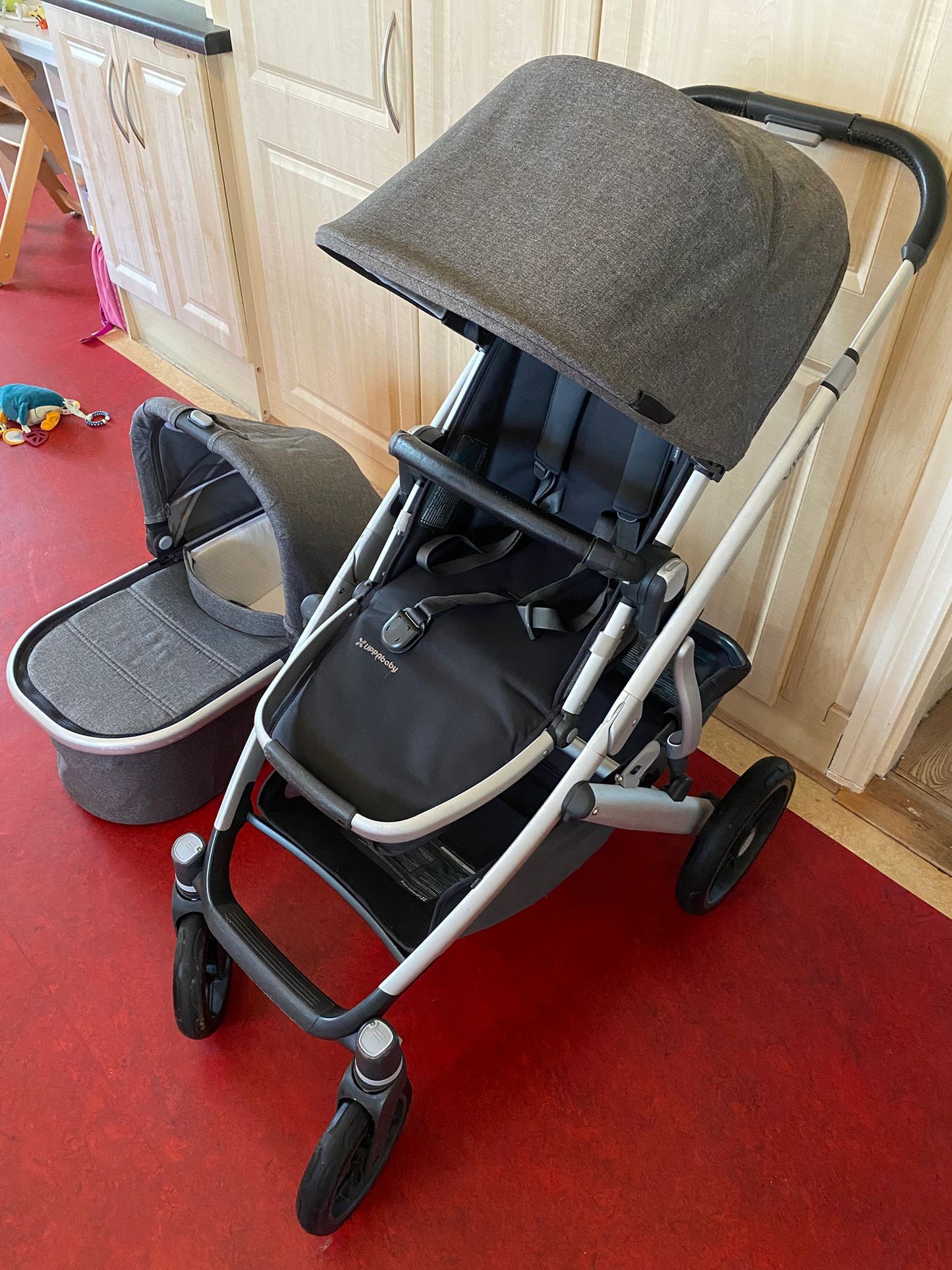 Uppababy Vista V2
