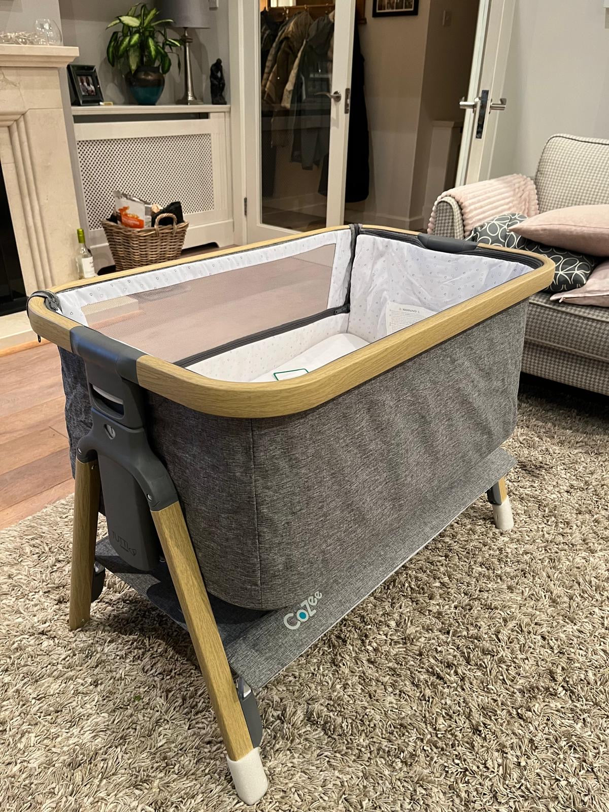 CoZee Bedside Crib