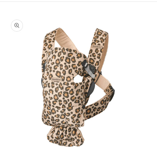 Baby bjorn mini carrier leopard print