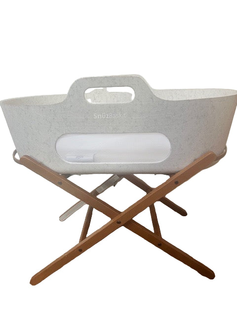 SnuzBaskit Moses Basket & Stand.