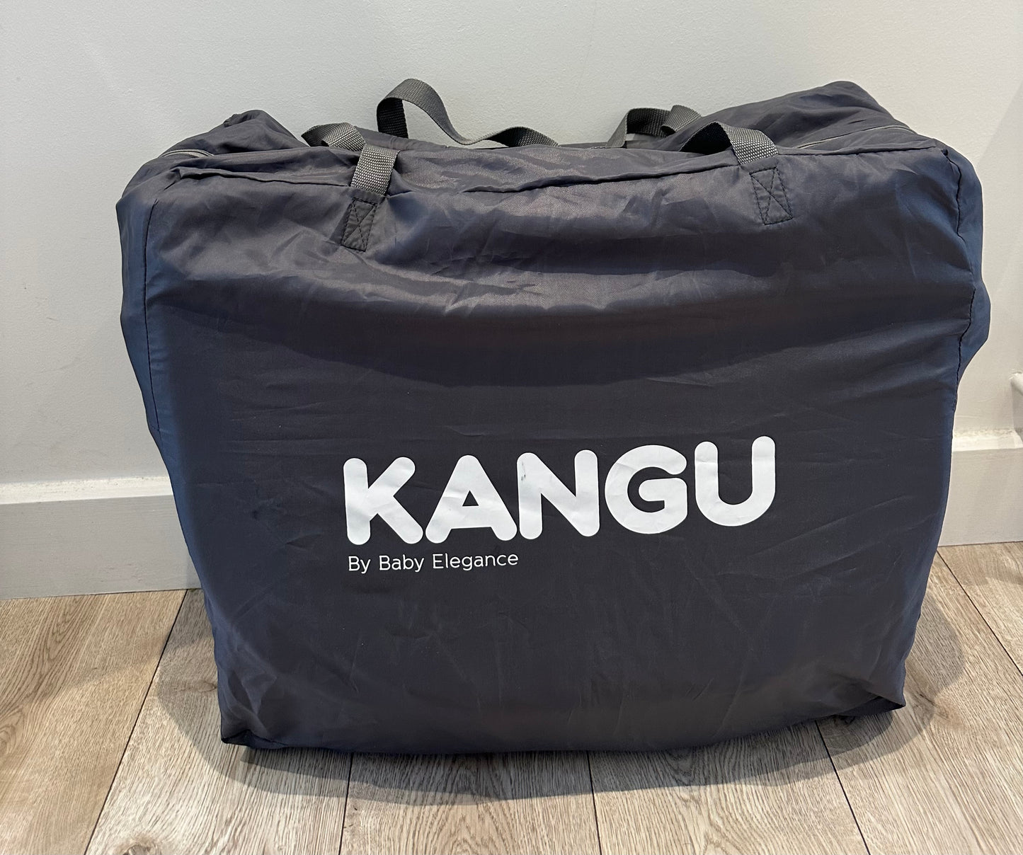Kangu Foldable Crib/travel cot