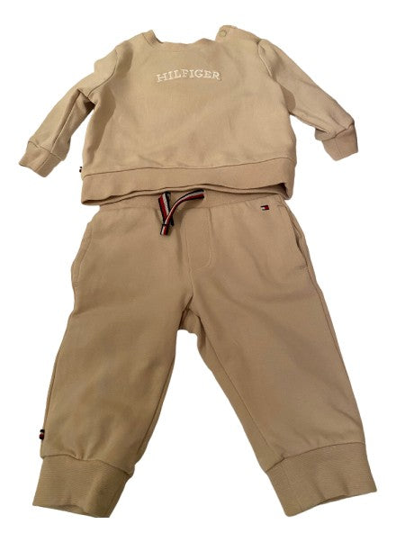 Tommy Hilfiger tracksuit and T-shirt