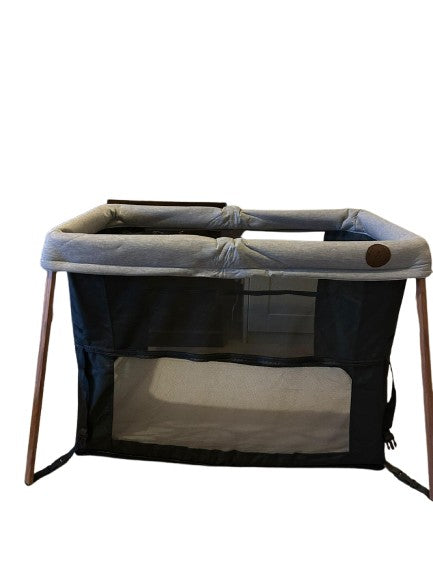 Maxi Cosi travel cot