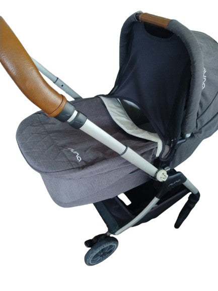 Nuna travel system